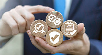 Kurz Interní auditor integrovaného systému podle ISO 9001: 2015, ISO 14001: 2015 a ISO 45001: 2018